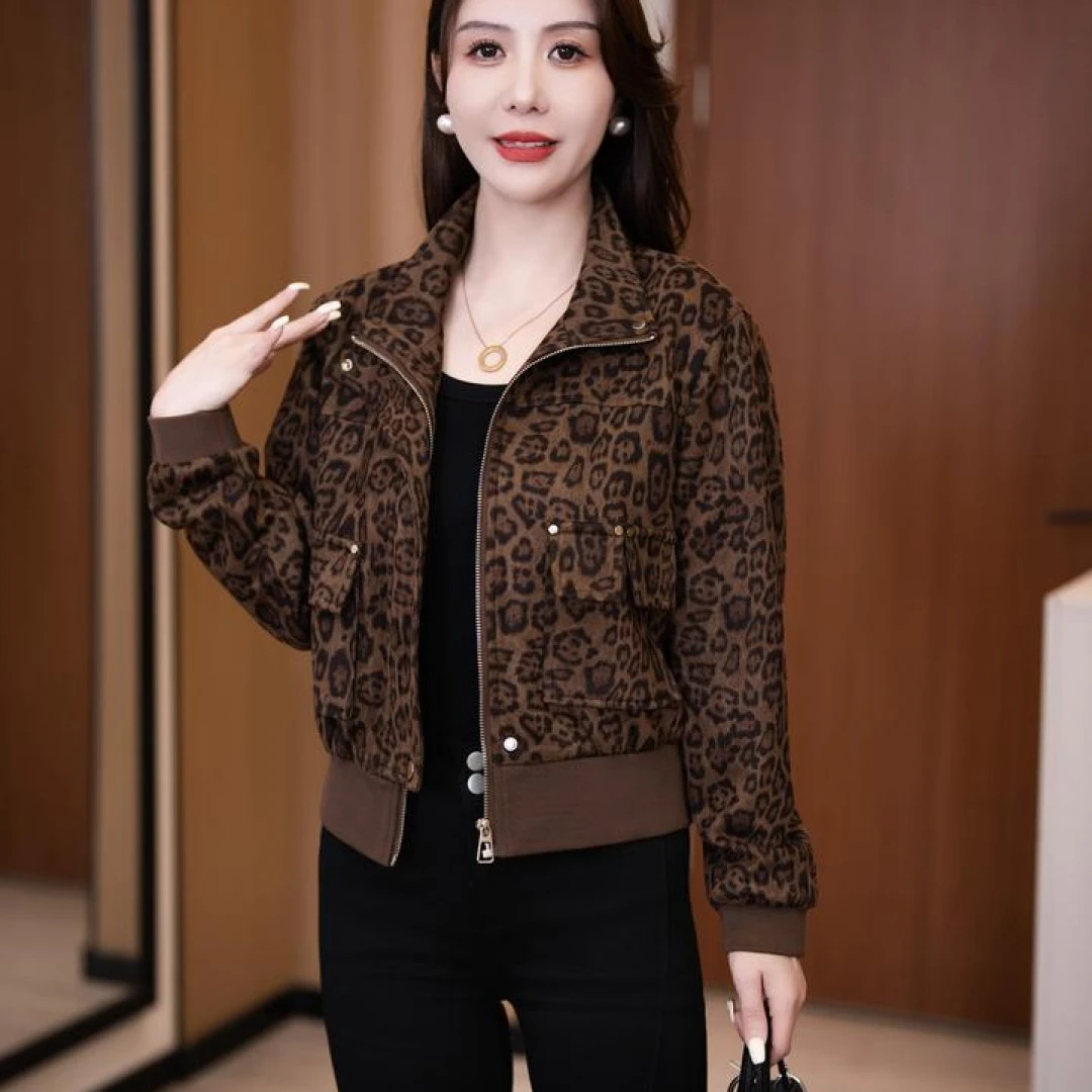加绒加厚豹纹外套女2025年秋冬季新款短款小香风时尚外衣洋气上衣