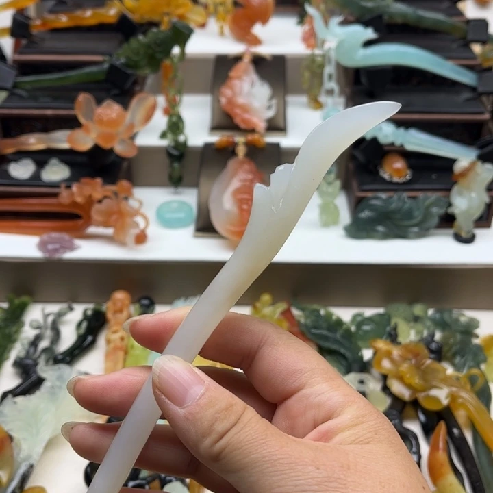 蛇纹石玉未镶嵌岫玉发簪