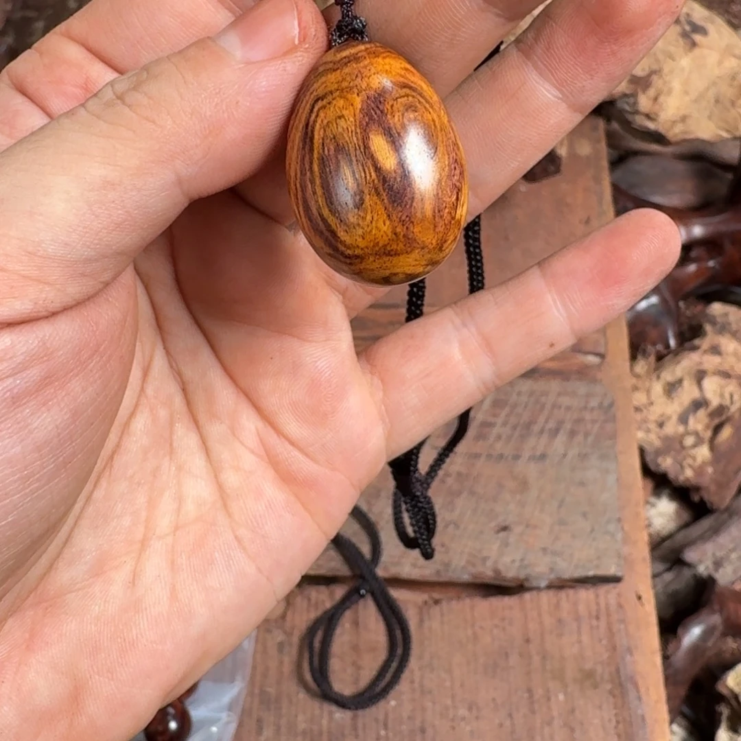 黄花梨/降香黄檀手串海黄吊坠