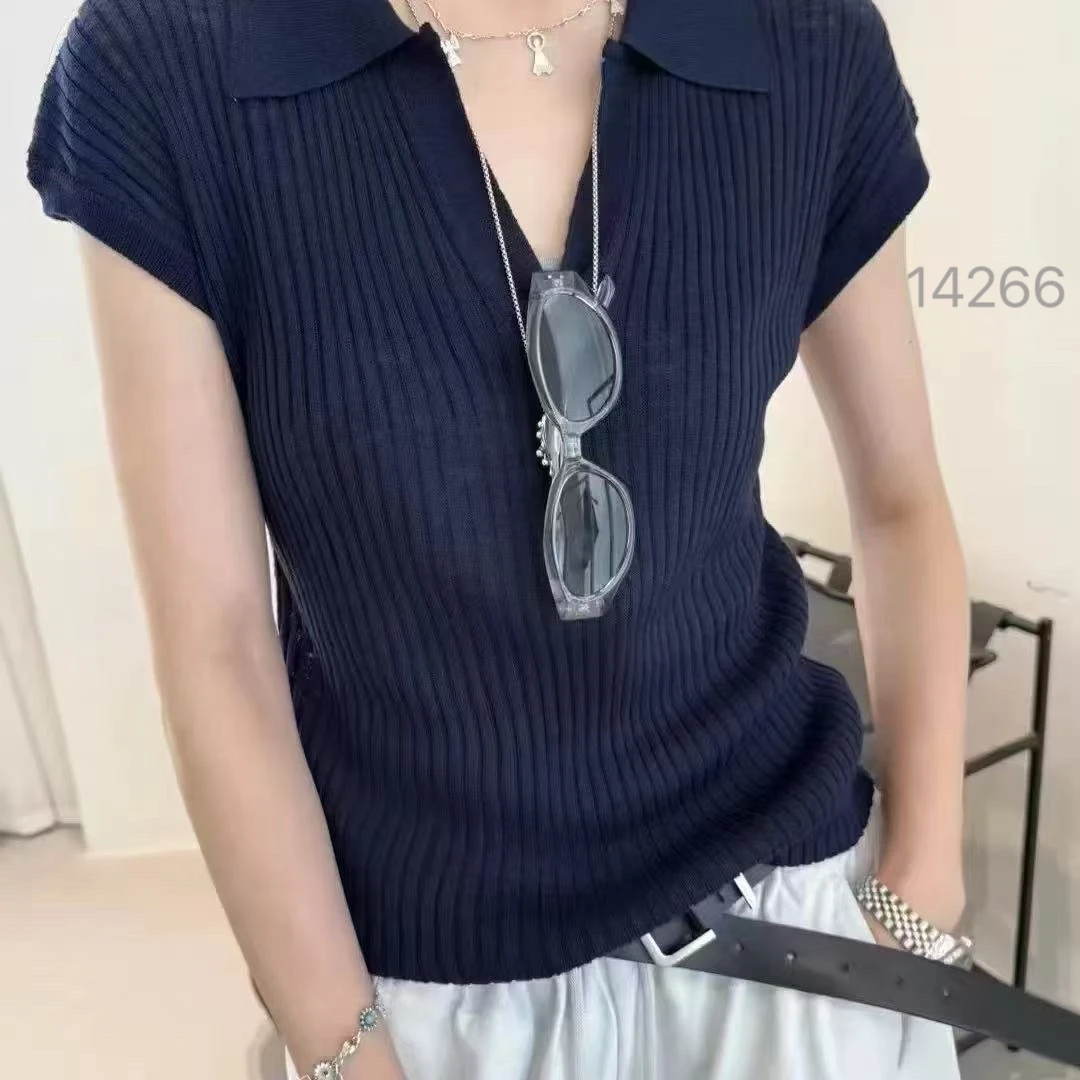 14266（部分无水洗唛，介意慎拍）SANFAN新款翻领剪刀领针织小飞袖