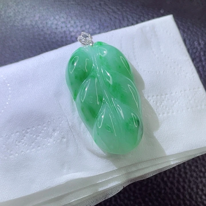 定制翡翠18K金镶嵌翡翠