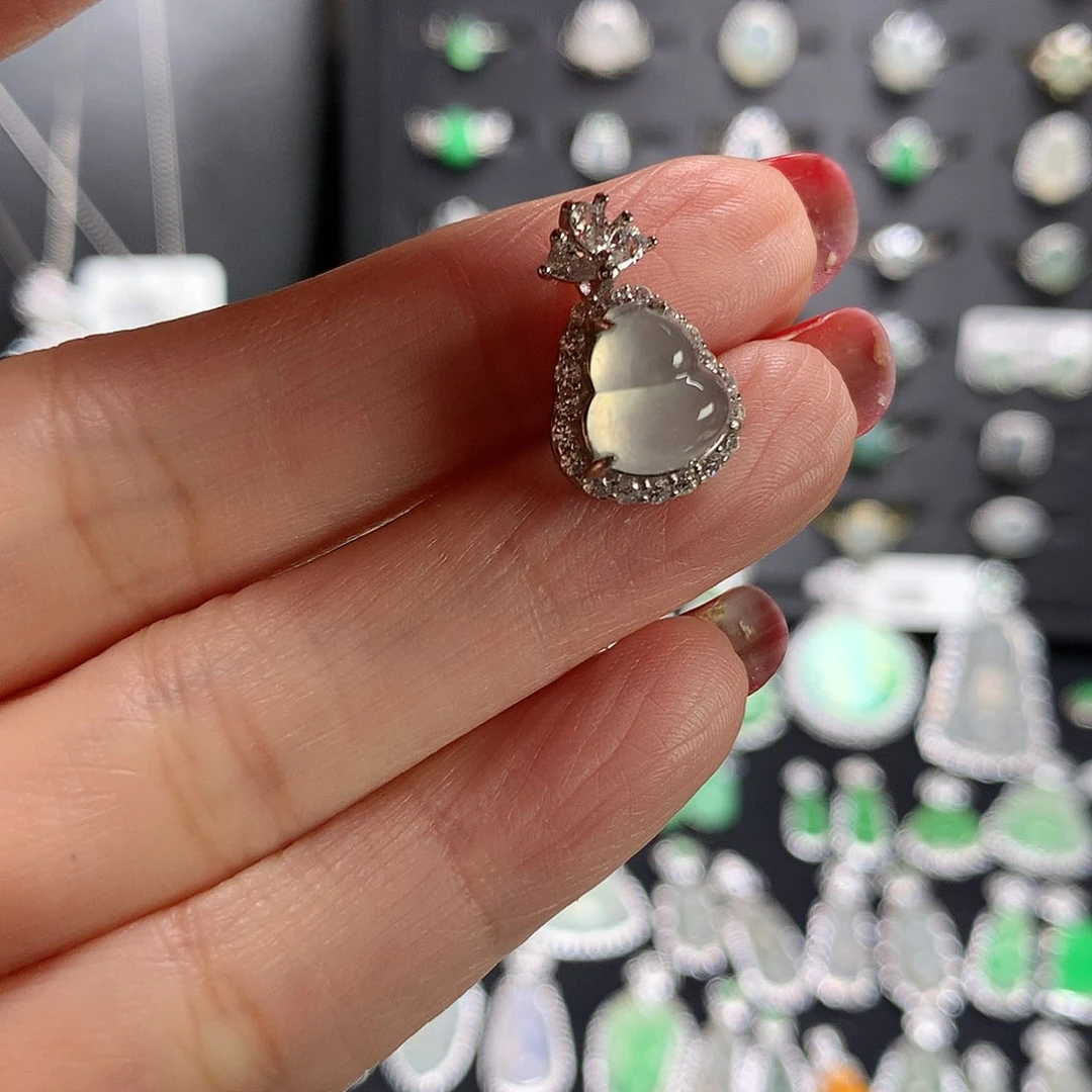 颈饰银S925镶嵌翡翠11111111