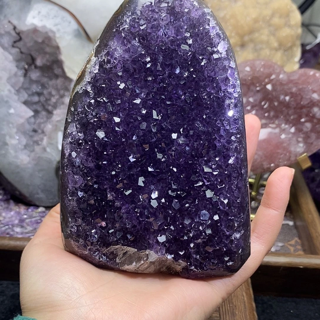 紫晶大型摆件（非配饰）未镶嵌