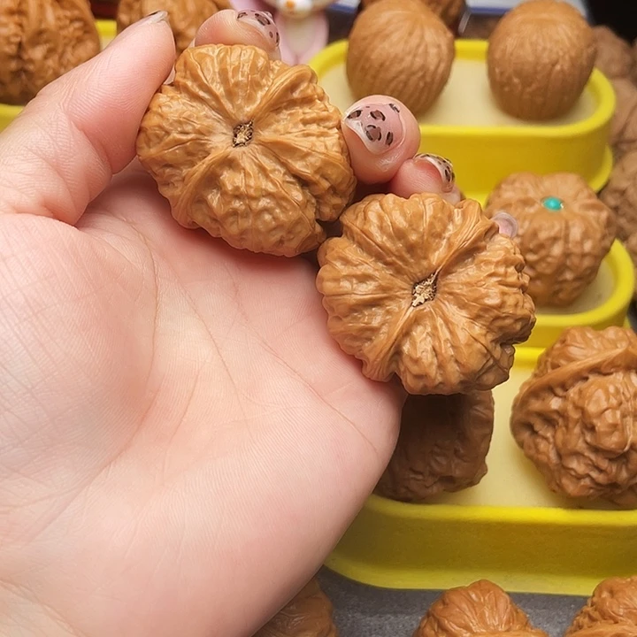 吊坠文玩核桃小*呦蛤蟆