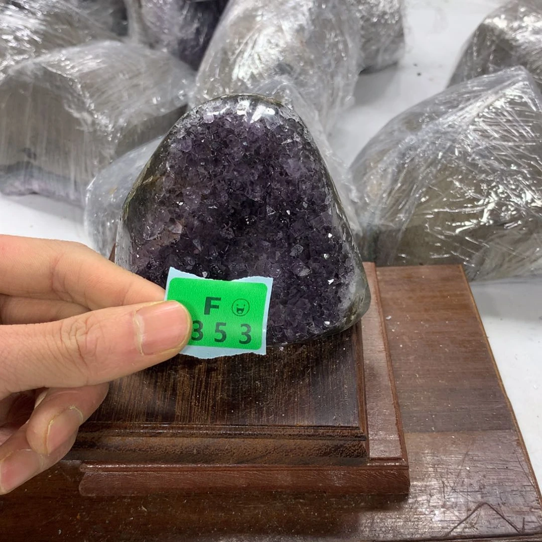 紫晶大型摆件（非配饰）未镶嵌