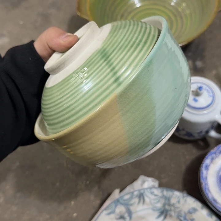 茶盏陶瓷盘子啥都有