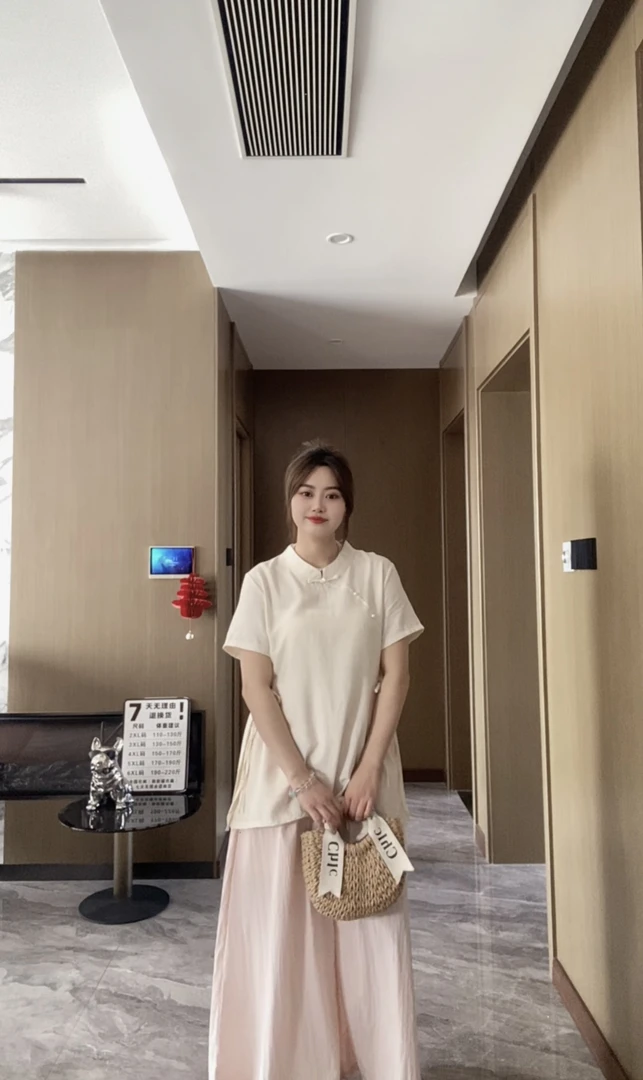 月蒙家-大码女装时尚洋气显瘦宽松大码新中式国风上衣＋裤裙套装