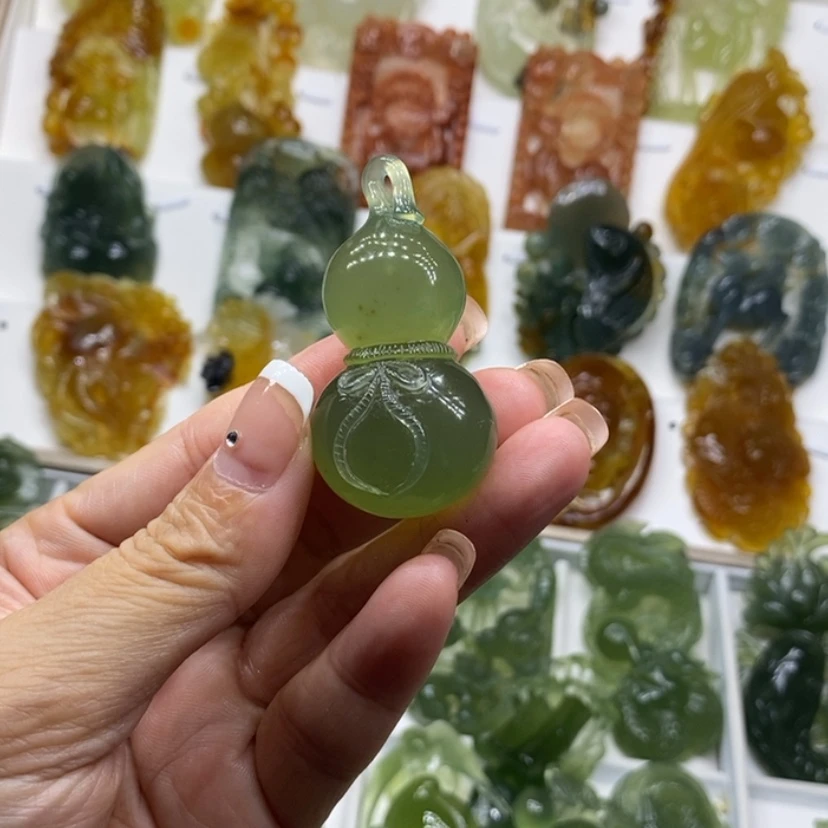 【闪购商品】蛇纹石玉未镶嵌颈饰