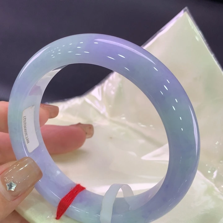 翡翠手镯未镶嵌正圈60