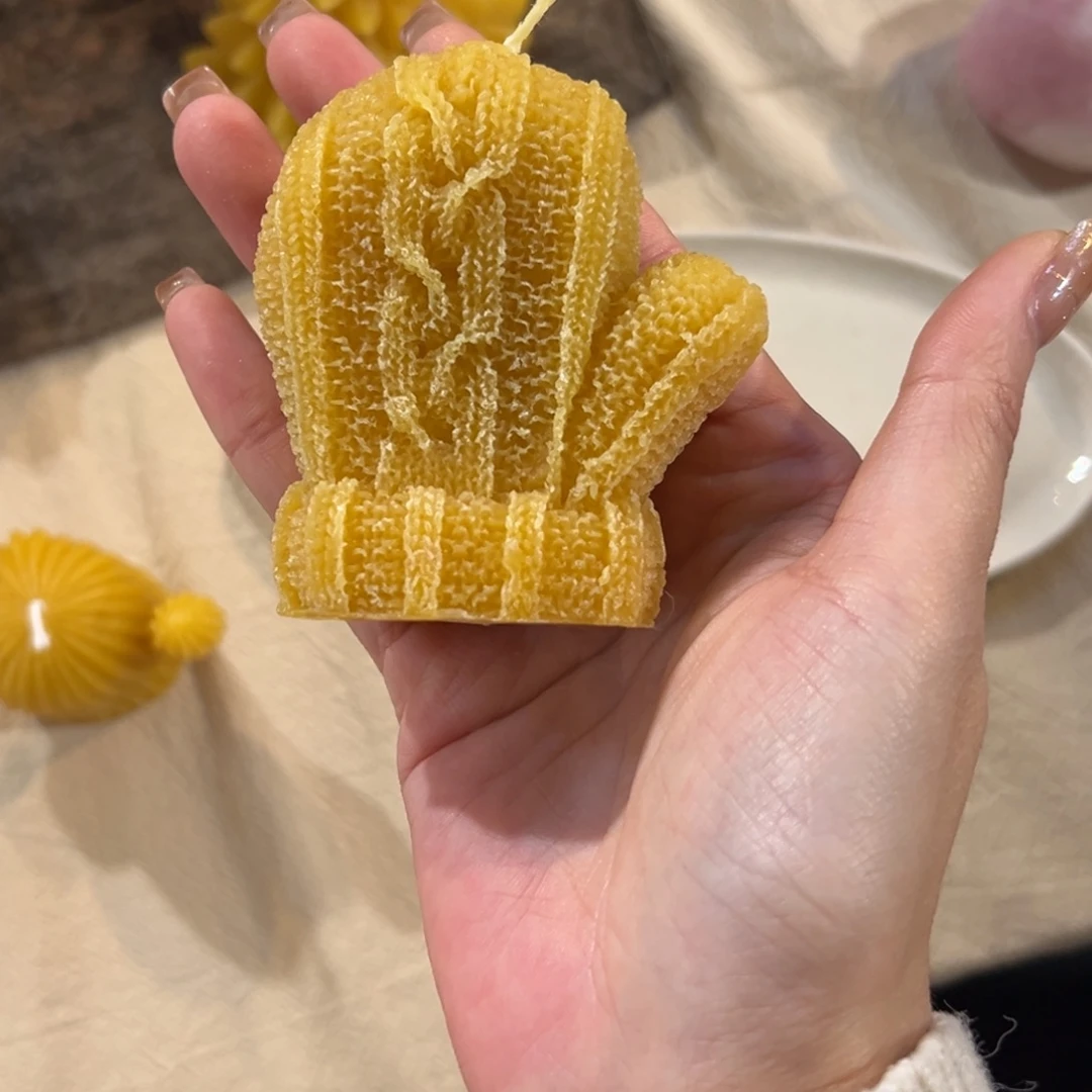 瓷片陶瓷。     陶瓷。