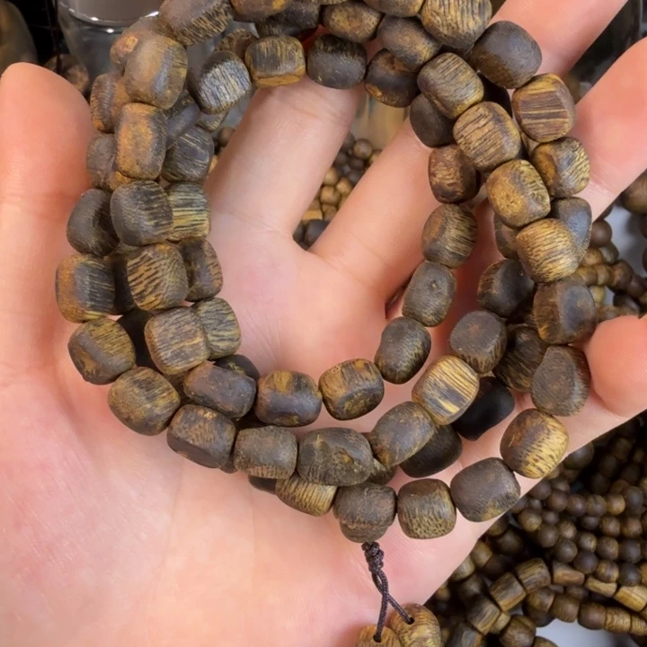 沉香沉香碎屑莺歌绿奇楠08留疤多圈31克➕