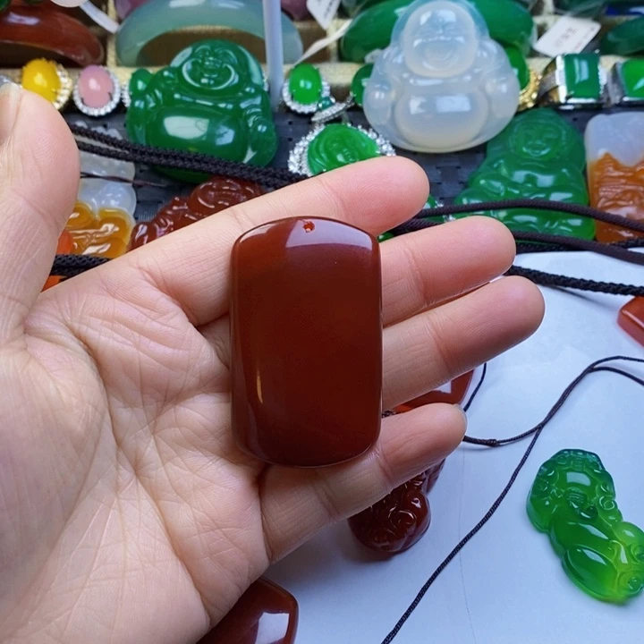 M***k玛瑙/玉髓未镶嵌颈饰