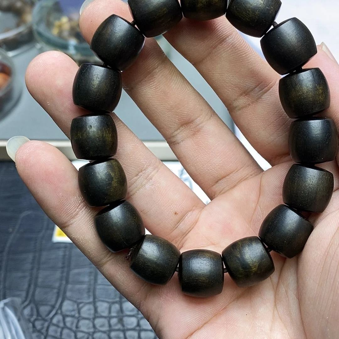 沉香沉香碎屑达拉干