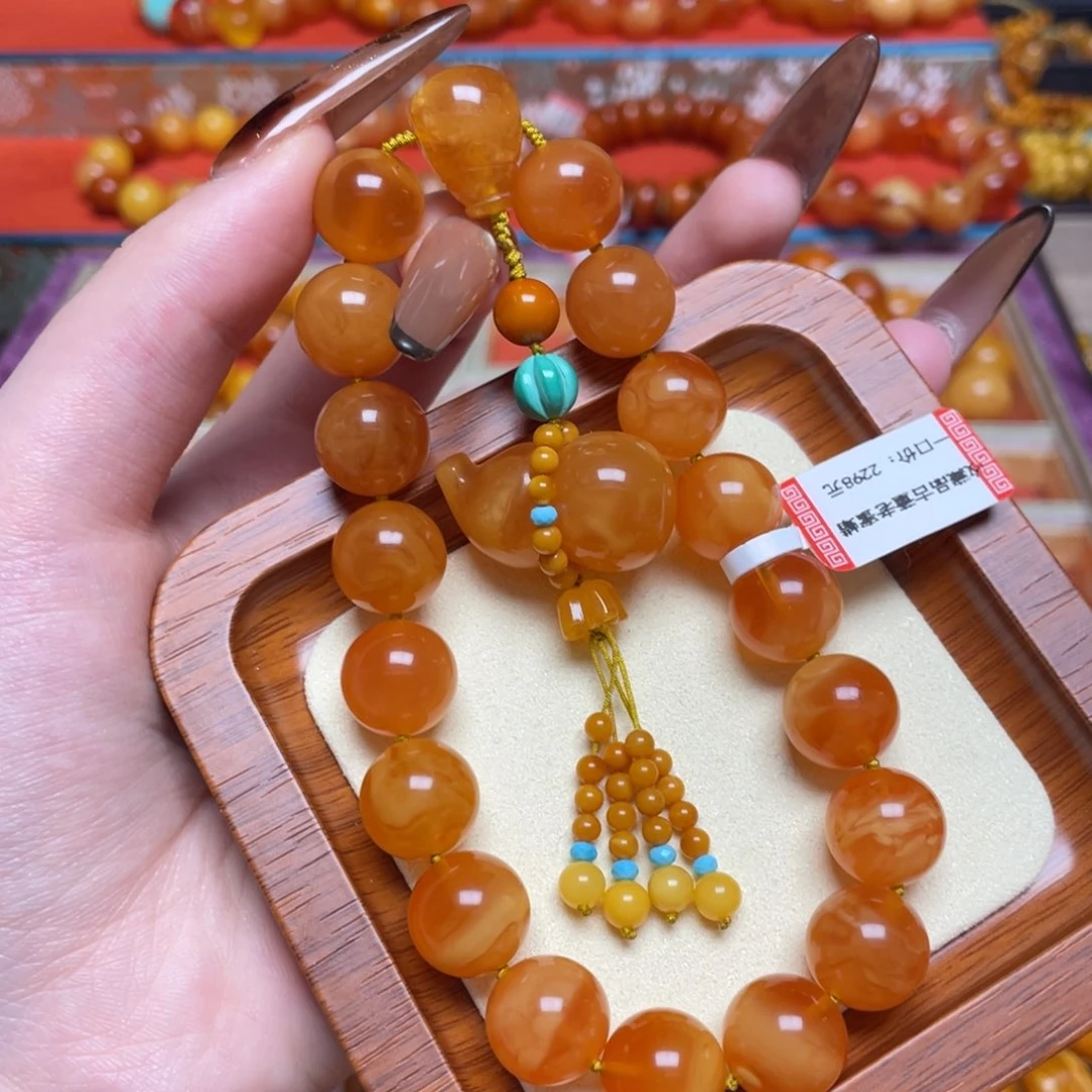 蜜蜡未镶嵌套链手持