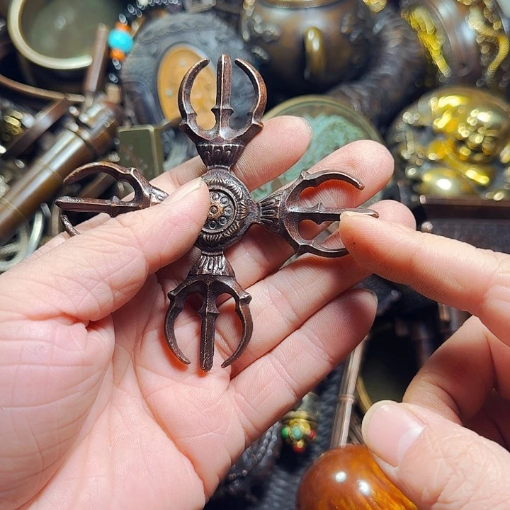 铜器摆件收收藏藏