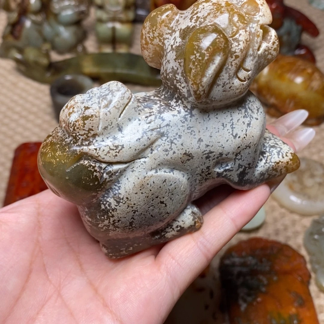 未镶嵌蛇纹石玉颈饰