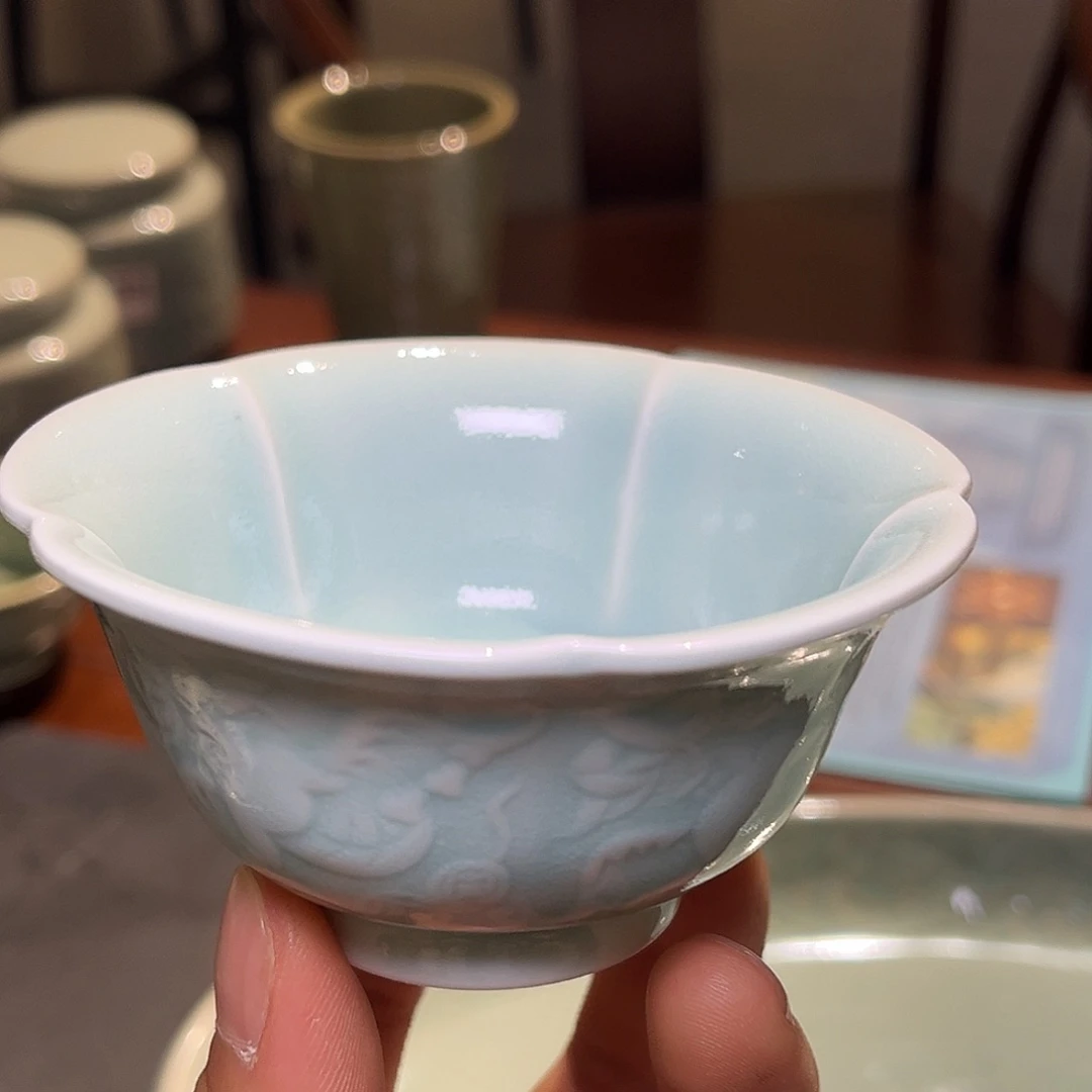瓷微瑕天青色福禄杯一只