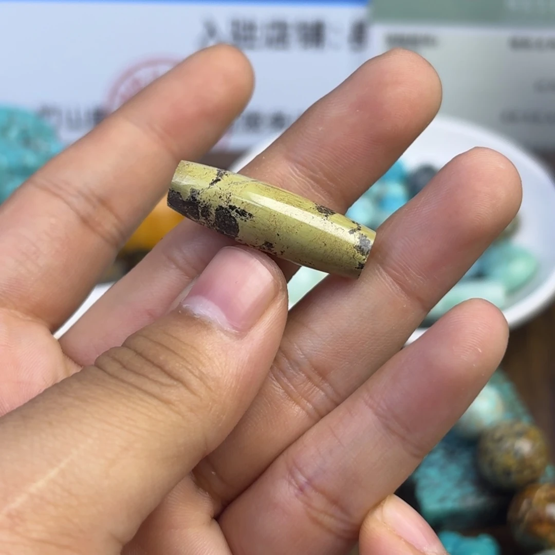 南红玛瑙未镶嵌绿松石