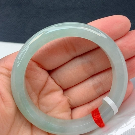 未镶嵌手镯翡翠54圈