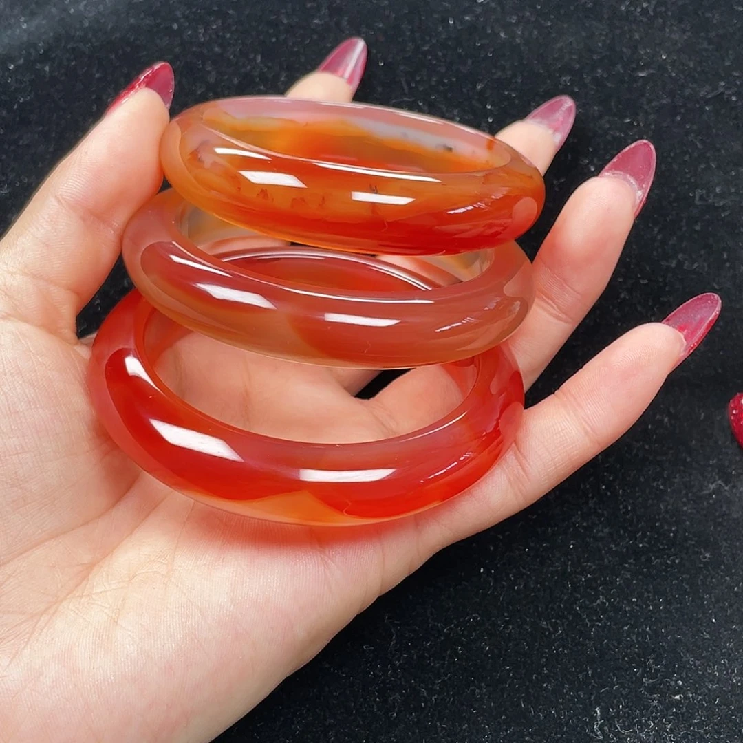 玛瑙/玉髓手镯未镶嵌C****g