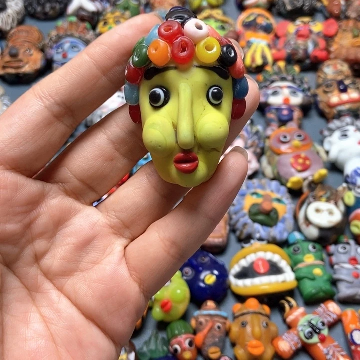 玻璃颈饰印度尼西亚嘟嘟脸