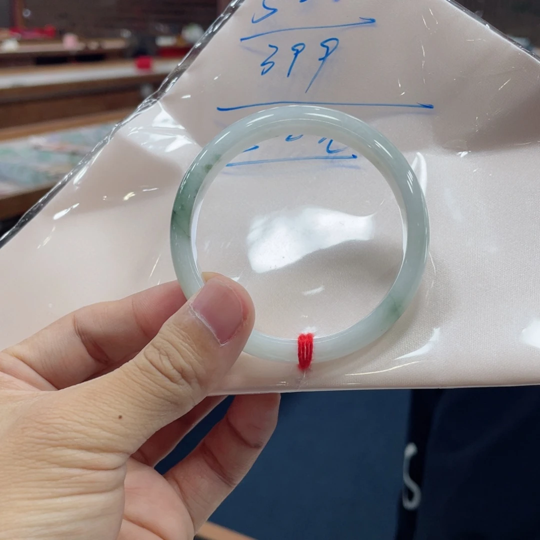 翡翠手镯未镶嵌ꉂ****48小时鉴赏