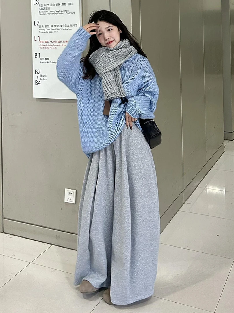 秋冬季穿搭一整套女装2025独特漂亮蓝色圆领毛衣高腰阔腿裤两件套