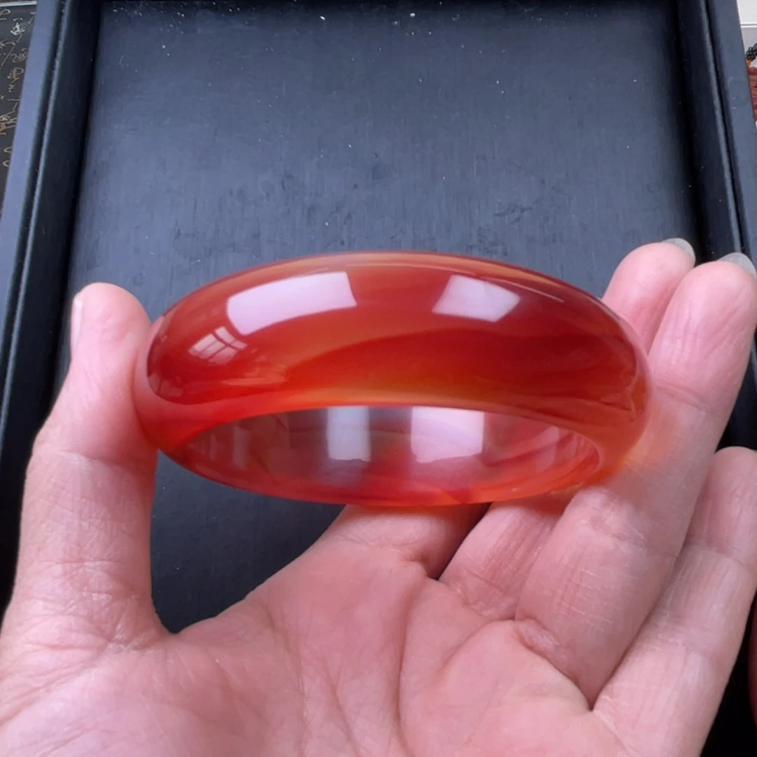 玛瑙/玉髓手镯未镶嵌离