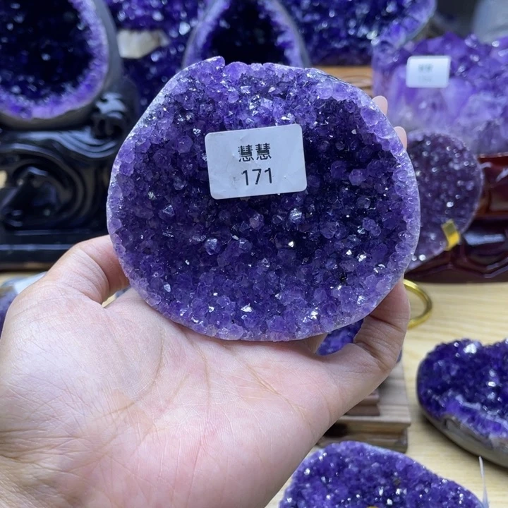未镶嵌水晶大型摆件（非配饰）