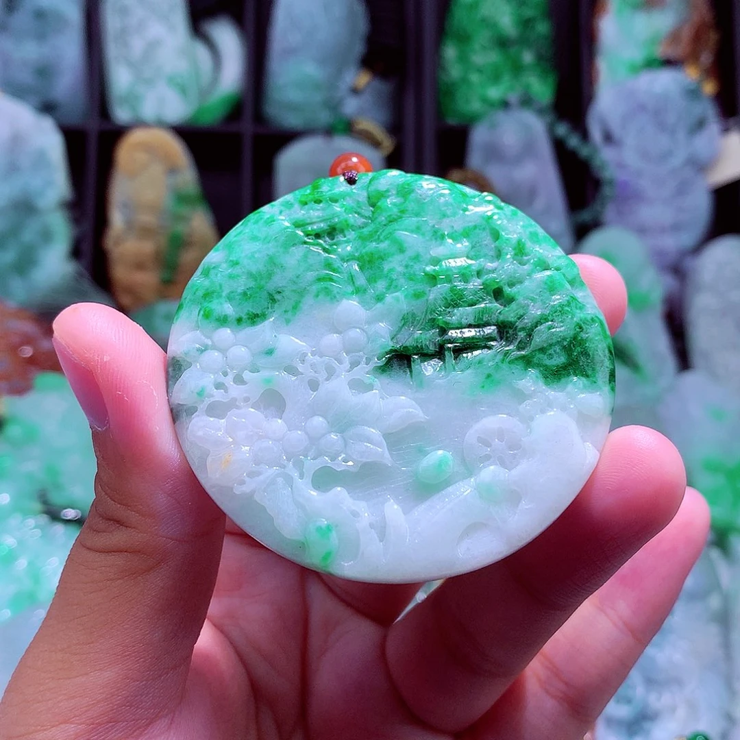 颈饰未镶嵌翡翠天然