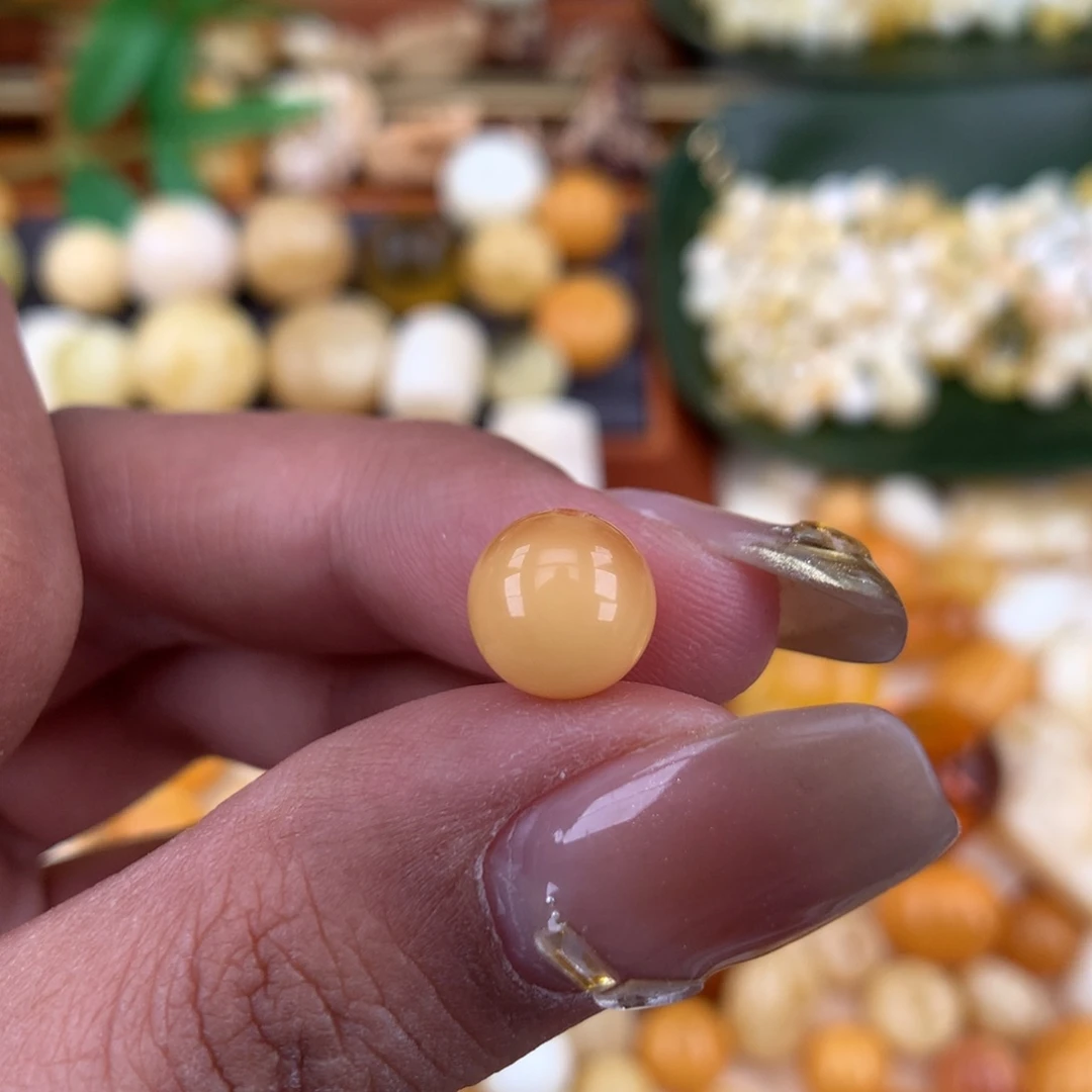 琥珀珠宝奇石未镶嵌8.6