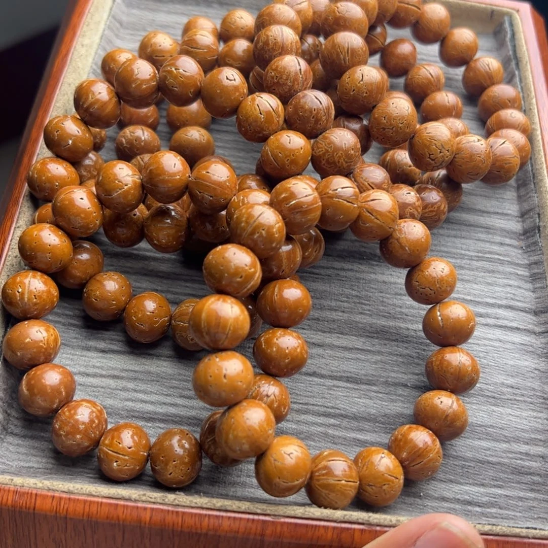 桃核手串///////////1