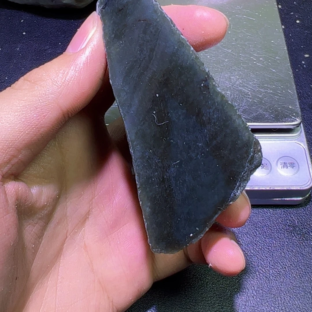 未镶嵌和田玉（糖玉）珠宝半成品