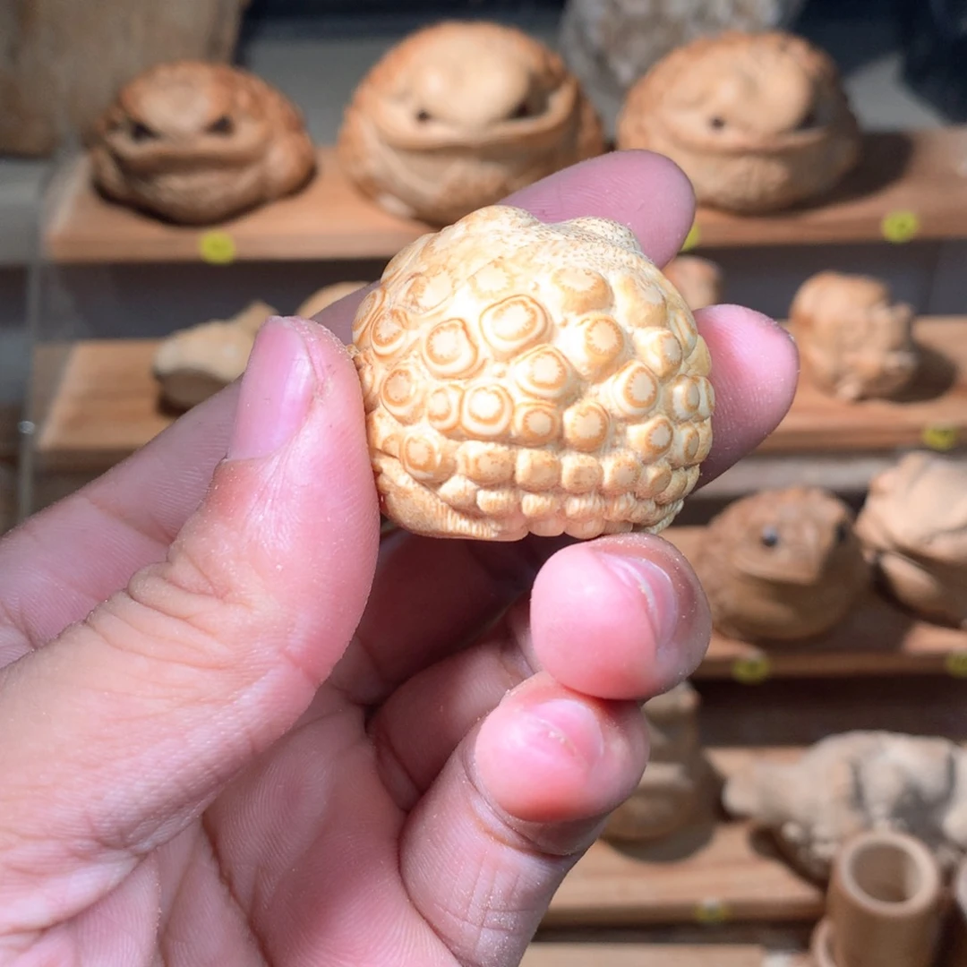 H***X竹根雕小悟道精品前后满钉4.2公分