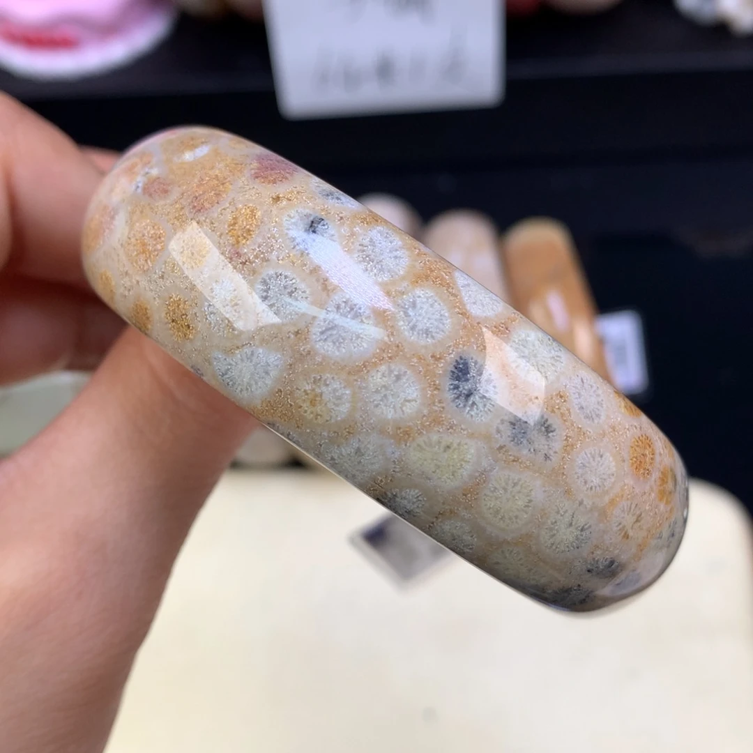 硅化珊瑚（珊瑚玉）未镶嵌吊坠(赠链)五折手镯58圈（7号）