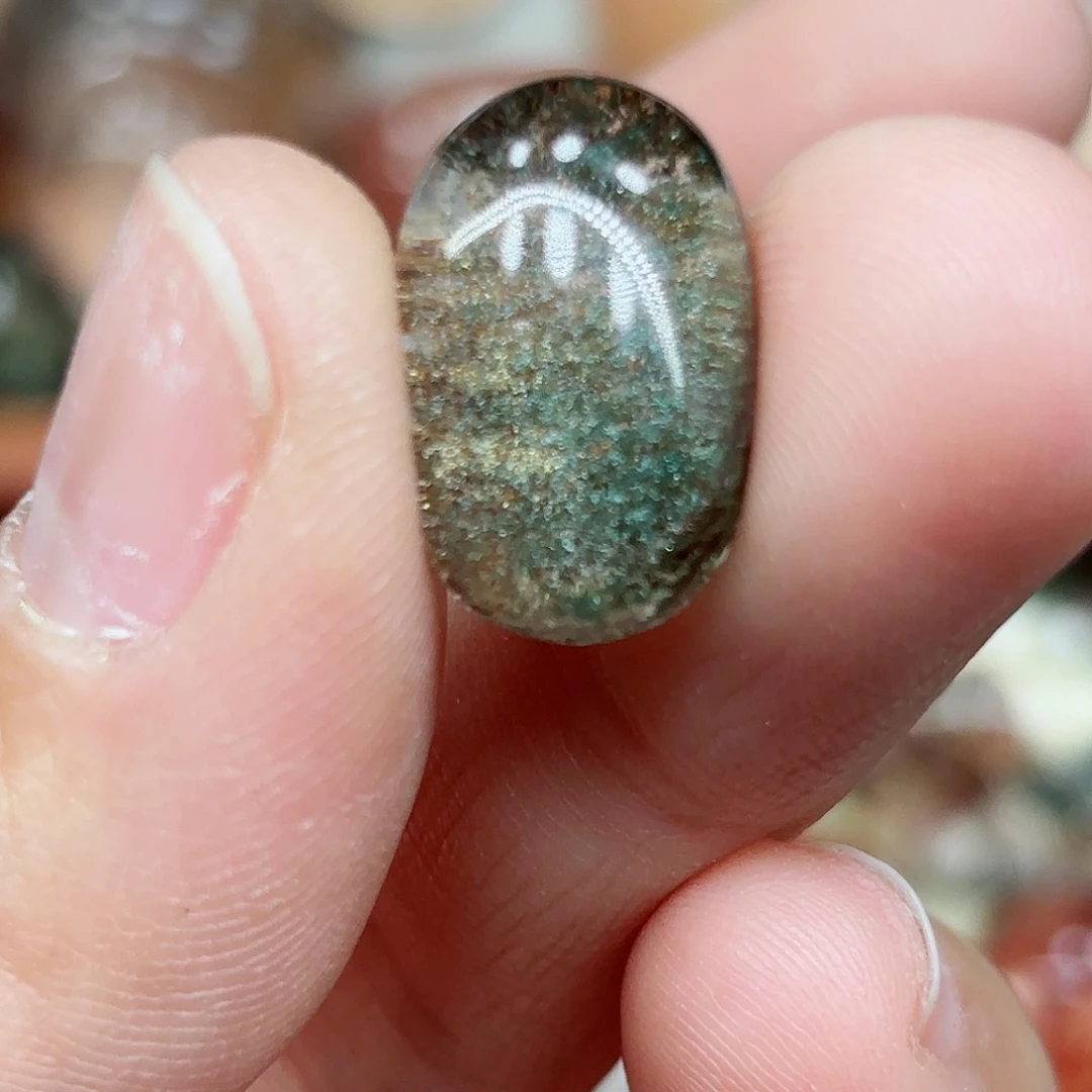 水晶未镶嵌颈饰水晶