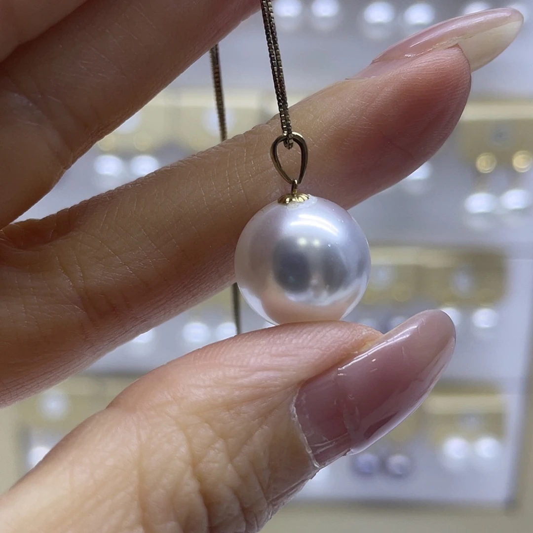 淡水珍珠18K金镶嵌颈饰