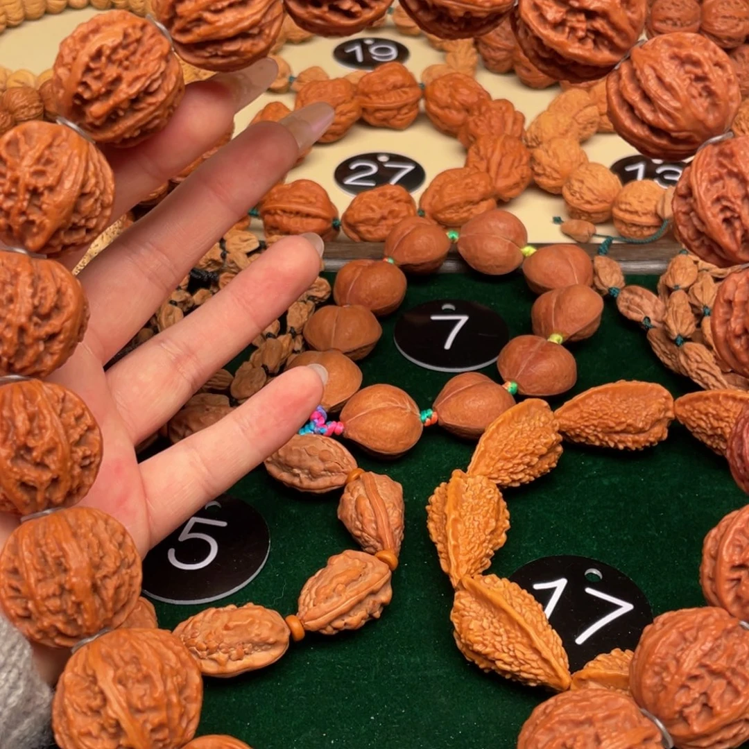 永***败文玩核桃吊坠八棱