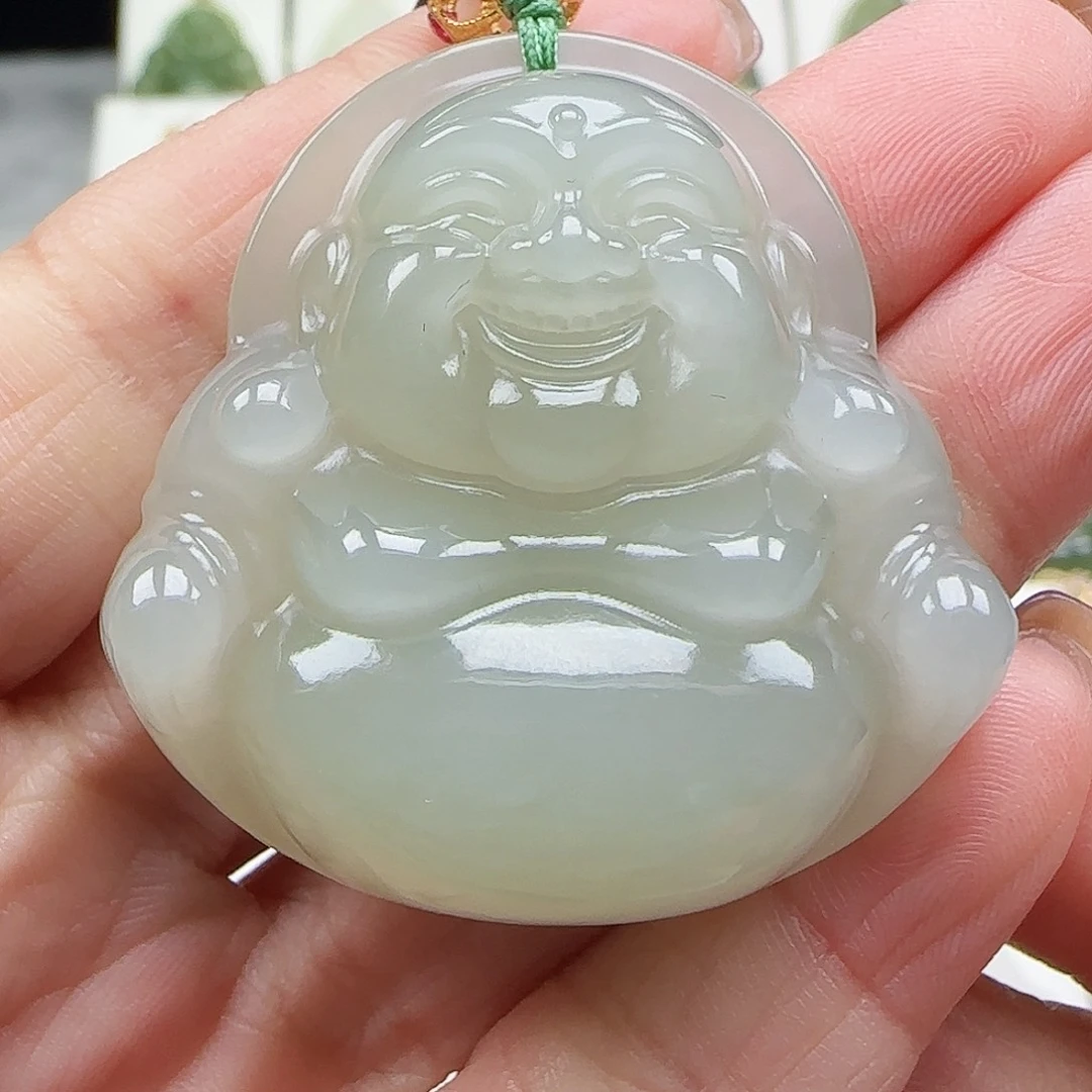 和田玉18K金镶嵌吊坠(赠链)