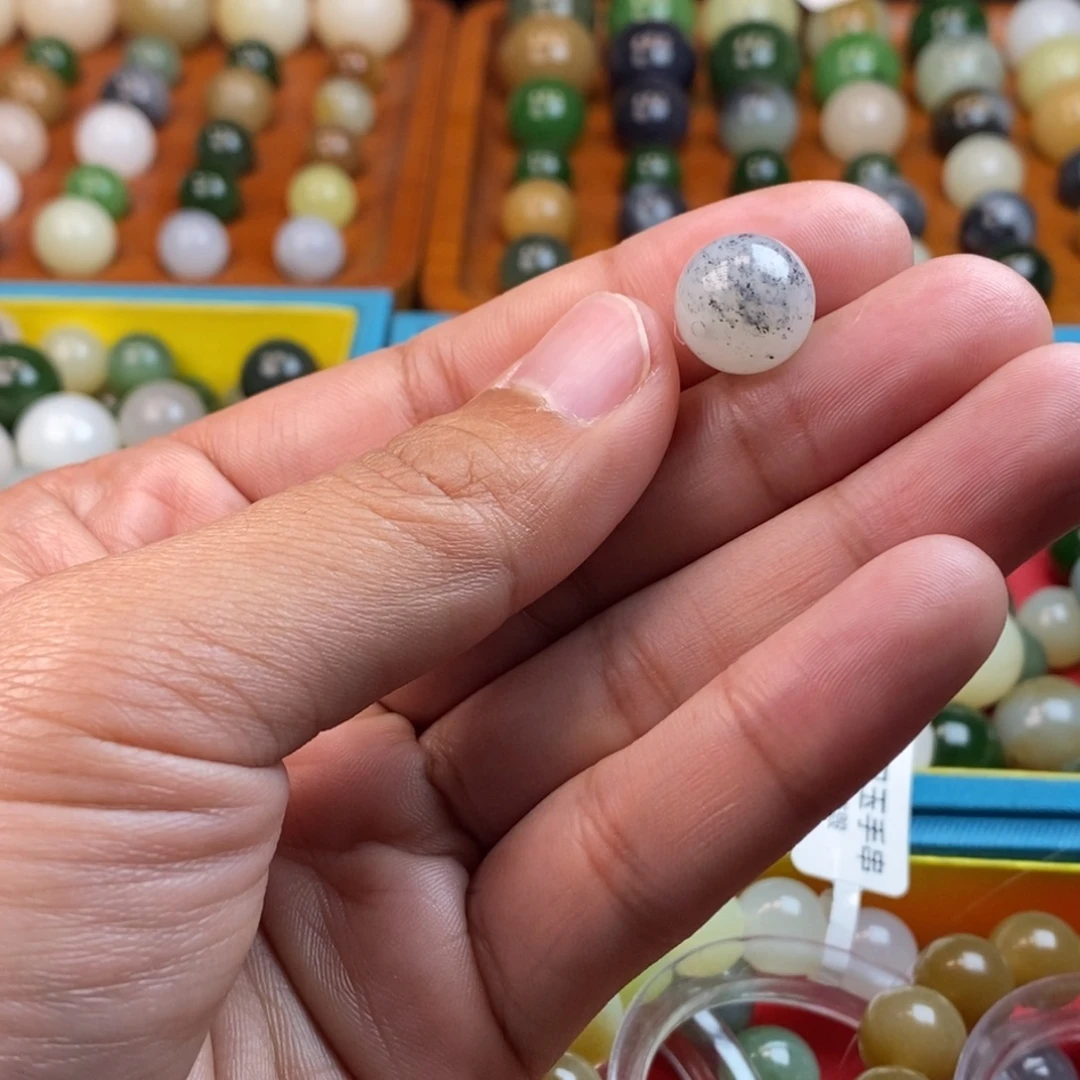 和田玉未镶嵌珠宝奇石卡12一口糖y