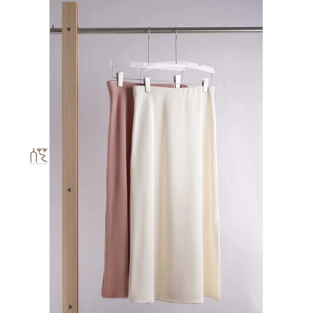 入艺823【现48 |春序日半裙 】厚丝绒半裙|垂坠光泽~高腰直筒