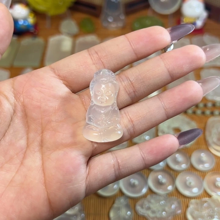 岫玉未镶嵌岫玉白冰挂件宝宝观音