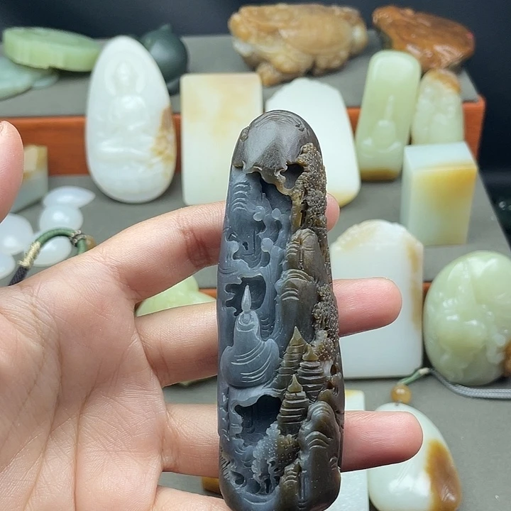 和田玉未镶嵌颈饰