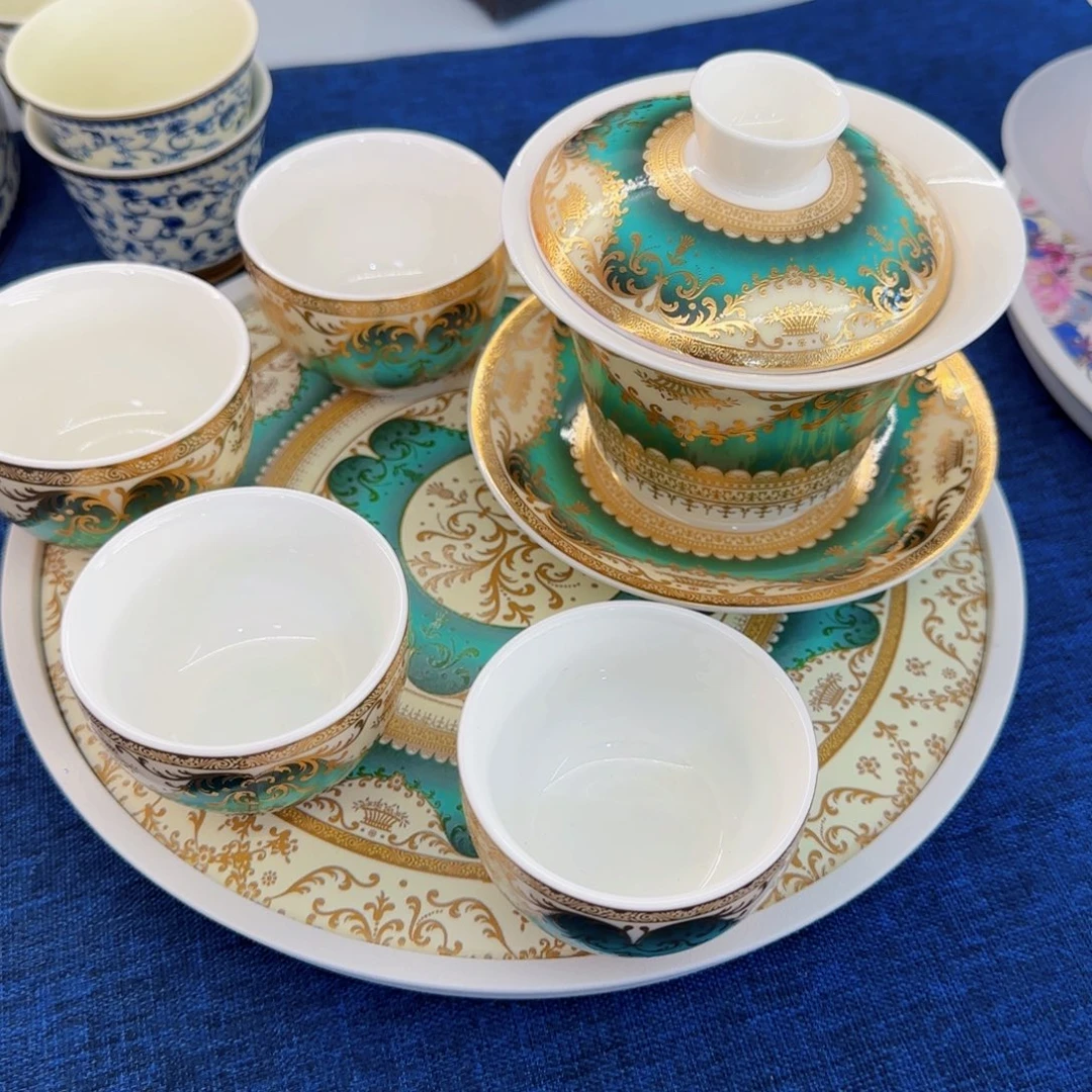 这些盖碗真好看！！！