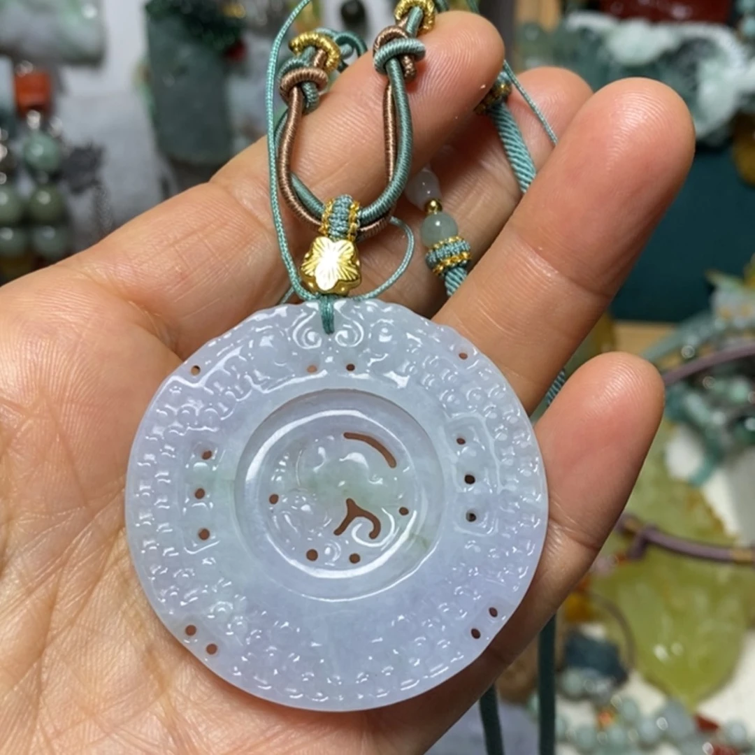 【闪购商品】翡翠吊坠(赠链)未镶嵌