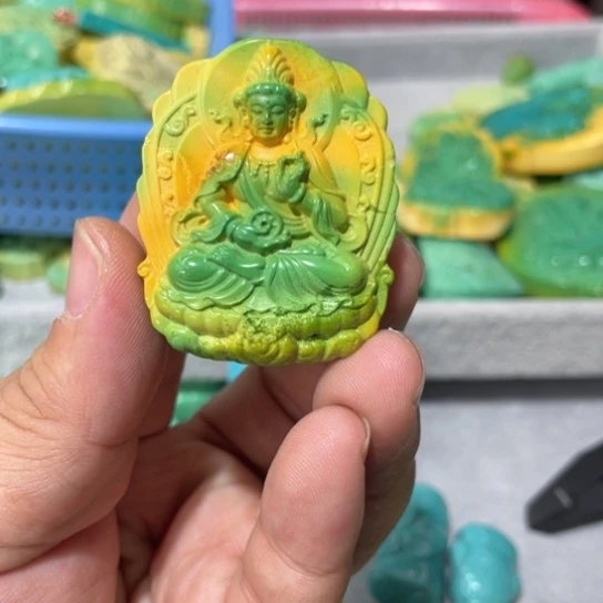 高瓷雕刻精品精美