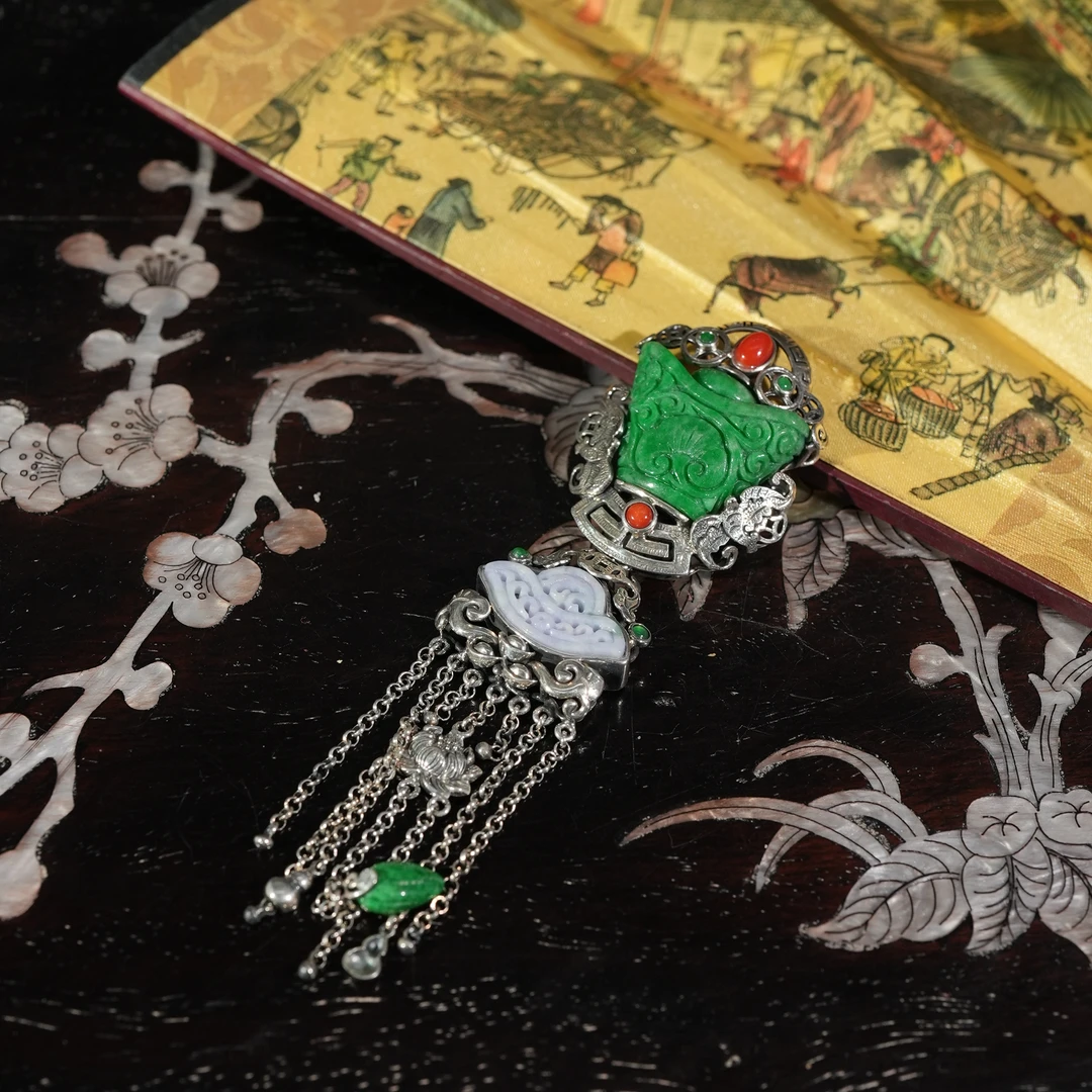 2.24香港王老板-翡翠镶嵌吊坠2t195