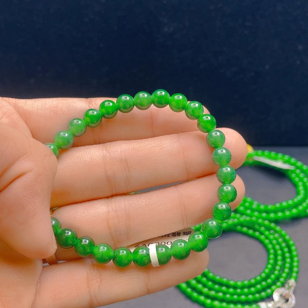 翡翠未镶嵌项链