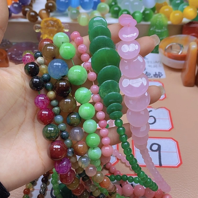 【闪购商品】玛瑙/玉髓颈饰未镶嵌红***家