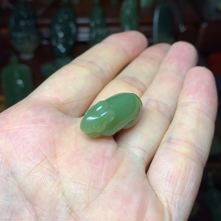 岫岩河磨玉（透闪石质玉）未镶嵌颈饰